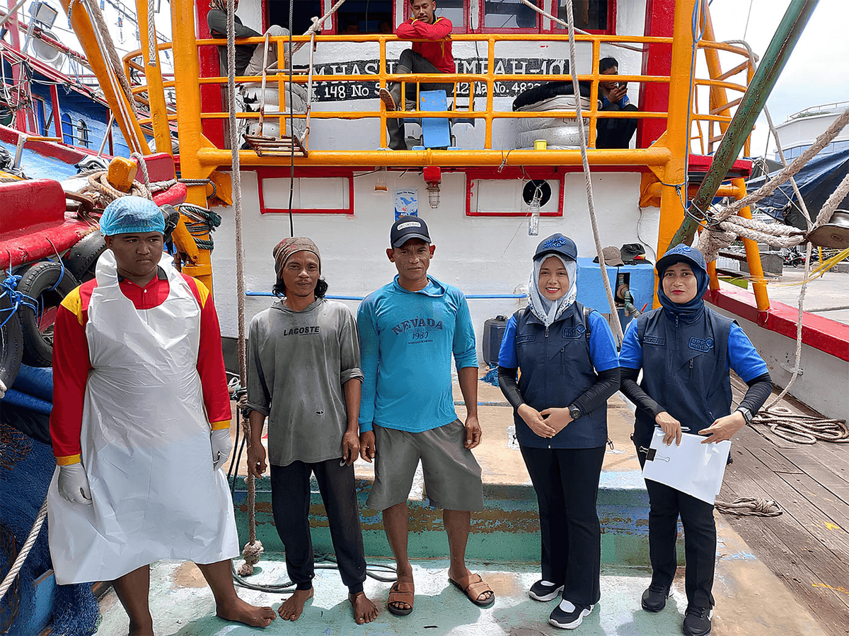 Loading fresh catch